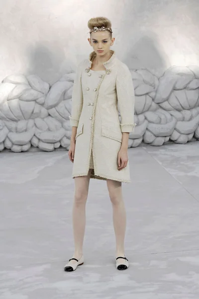 Look 5
